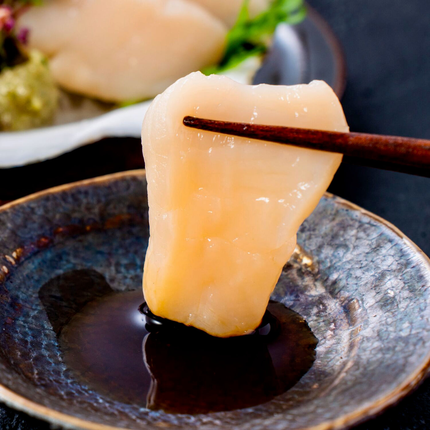北海道寿都産の新鮮な活ホタテの刺身