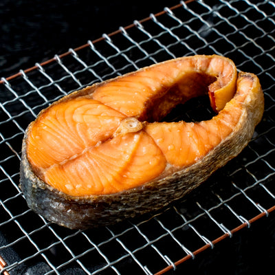 マルトシ吉野商店の鮭寿筒切り,寒風やぐら干し山漬け鮭の切り身,けいじゅ,焼き鮭