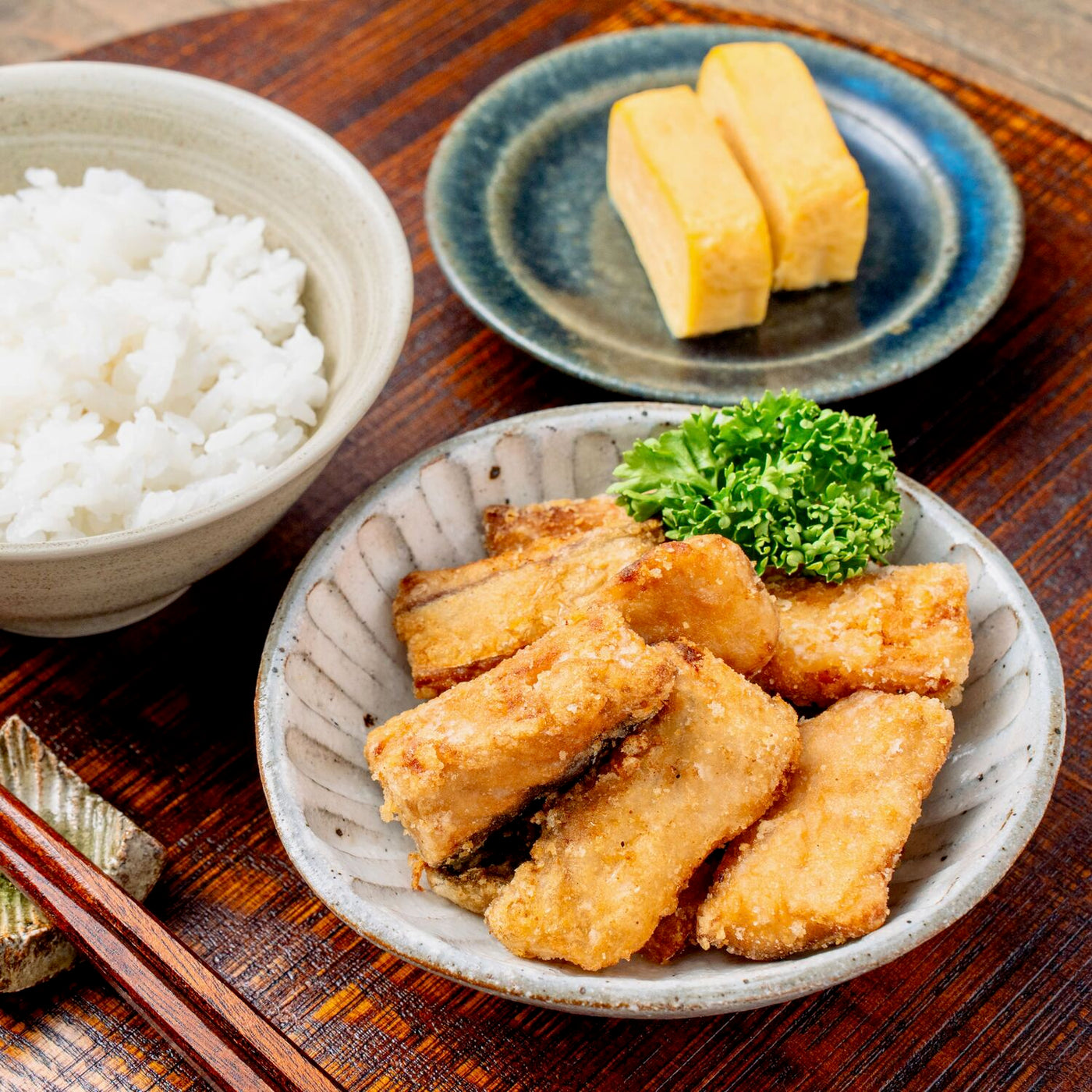 北海道産サバの竜田揚げと白いご飯と卵焼き,鯖の唐揚げ定食