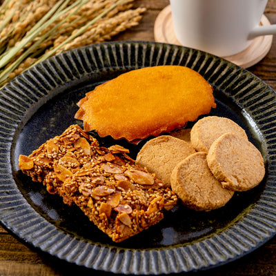 井澤農園の米粉の焼き菓子セット,米粉で作ったクッキーとフロランタンとマドレーヌ